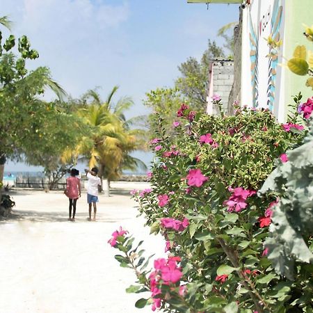 Beach Walk Villa Maldives Gulhi Exterior foto