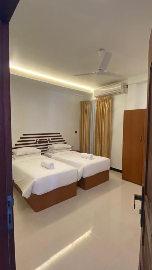 Beach Walk Villa Maldives Gulhi Exterior foto