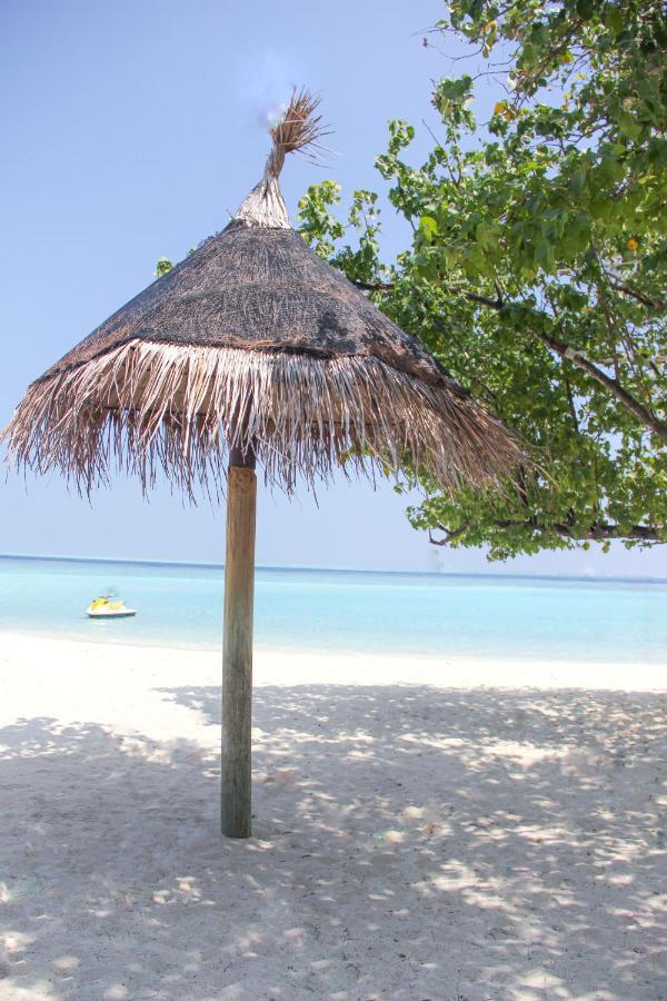 Beach Walk Villa Maldives Gulhi Exterior foto