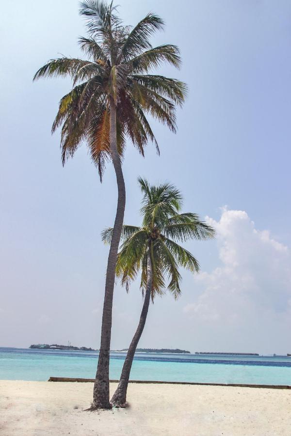 Beach Walk Villa Maldives Gulhi Exterior foto