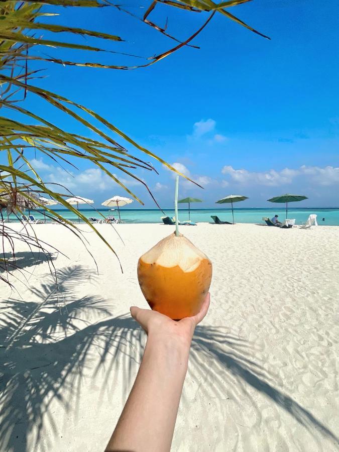 Beach Walk Villa Maldives Gulhi Exterior foto